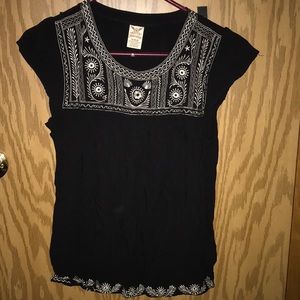 Women’s Embroidered Top